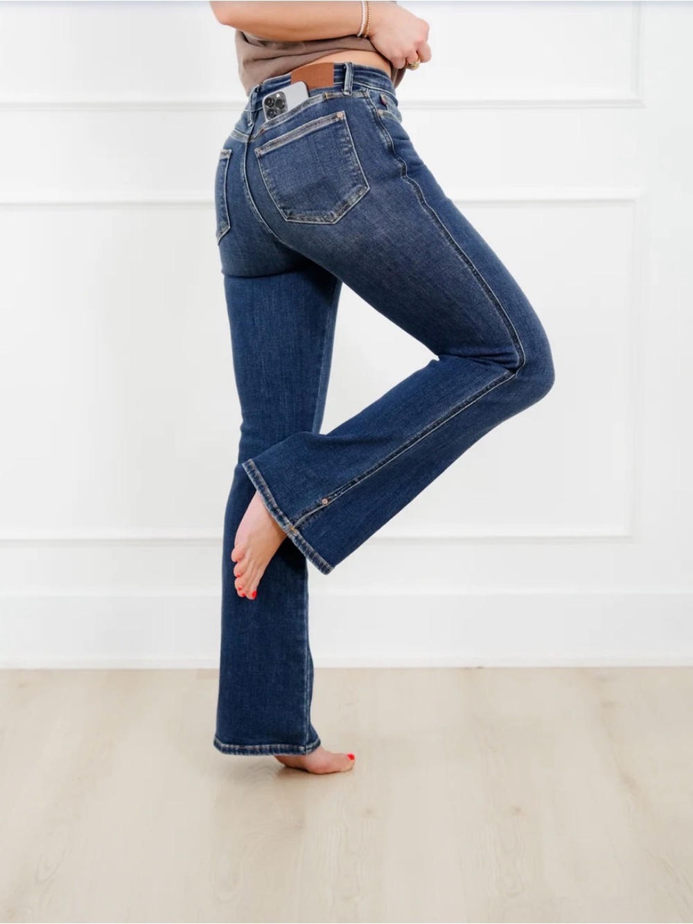 Judy Blue Dark Blue Mid Rise Women's Jeans size 13/31